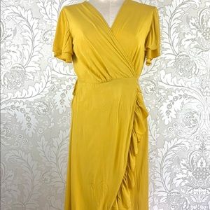 Sonja by Sonja Morgan Ruffled Wrap Dress size M